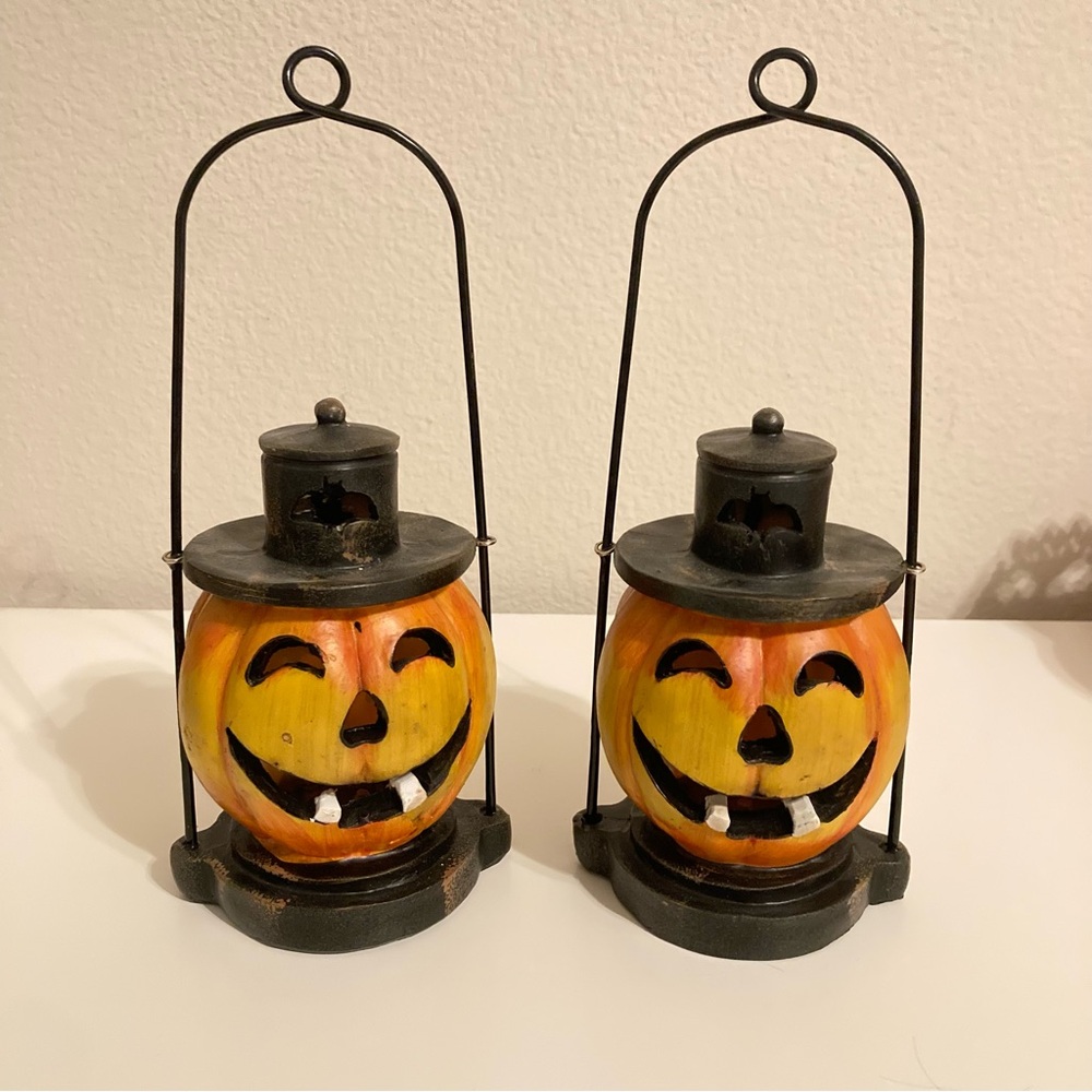 Halloween Flashing Pumpkin Lanterns Set of two